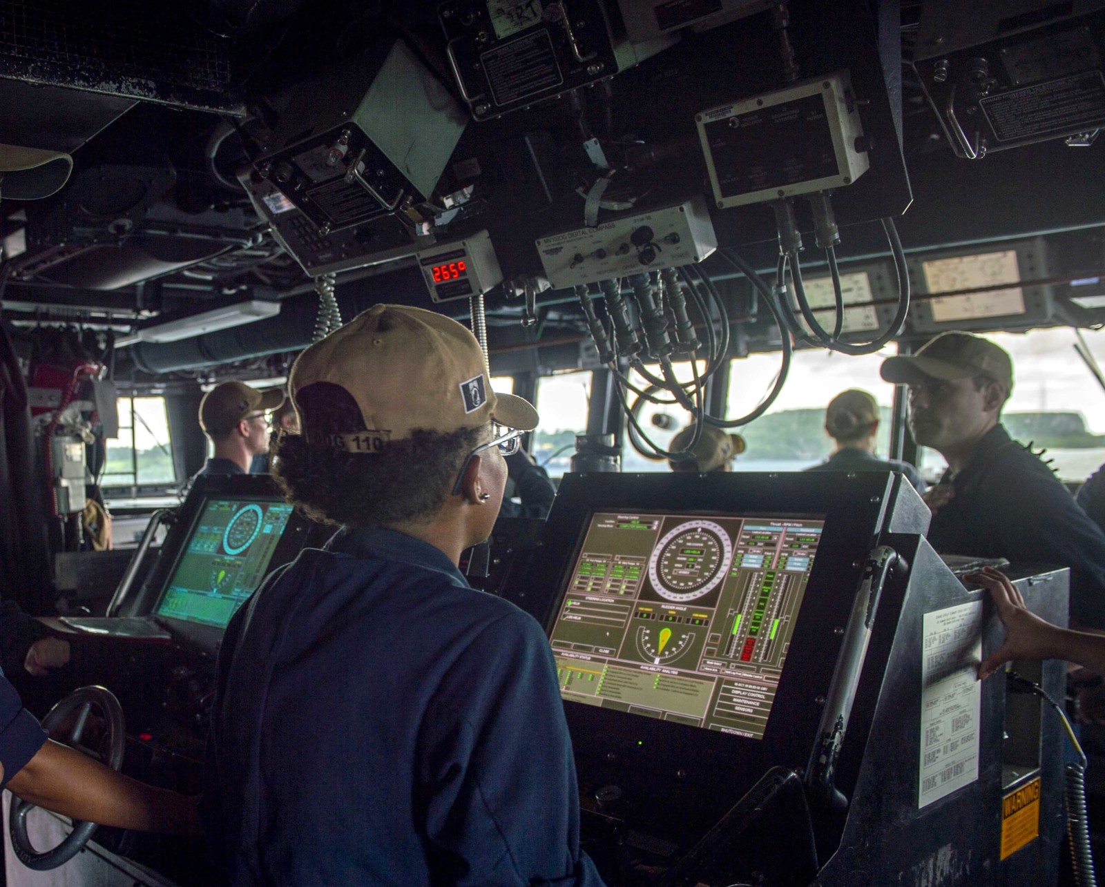 ddg-110 uss william p. lawrence arleigh burke class guided missile destroyer aegis us navy bridge helm steering 56