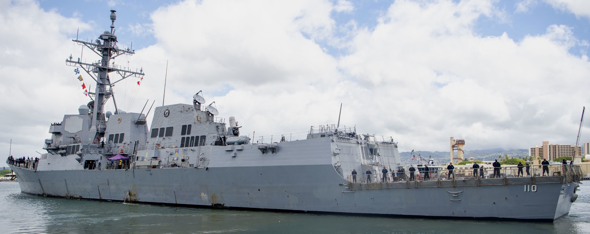 ddg-110 uss william p. lawrence arleigh burke class guided missile destroyer aegis us navy joint base pearl harbor hickam hawaii 59