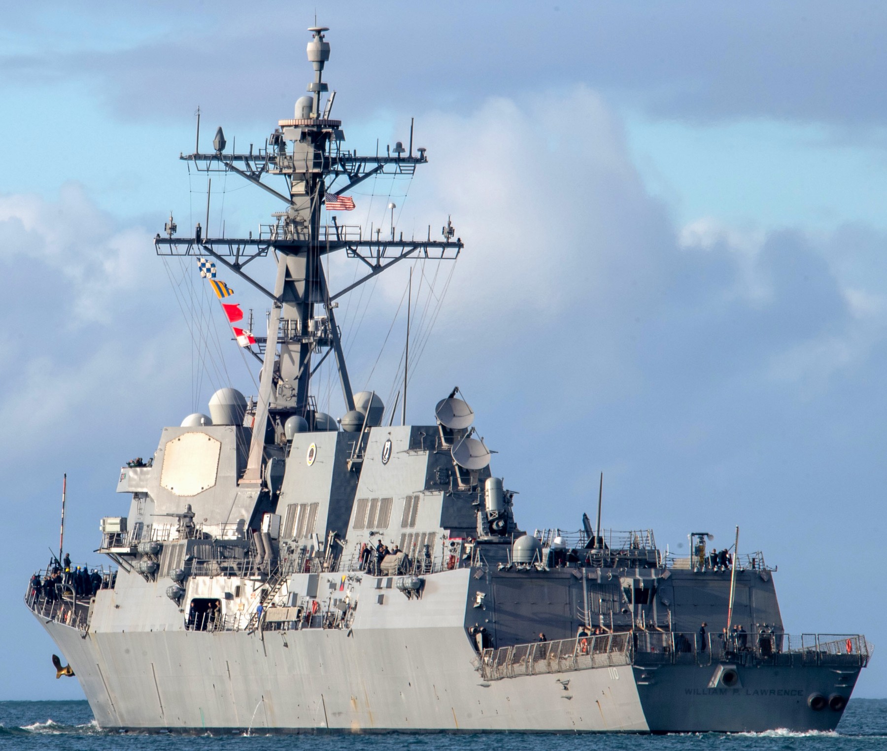 ddg-110 uss william p. lawrence arleigh burke class guided missile destroyer aegis us navy pearl harbor hickam hawaii 82