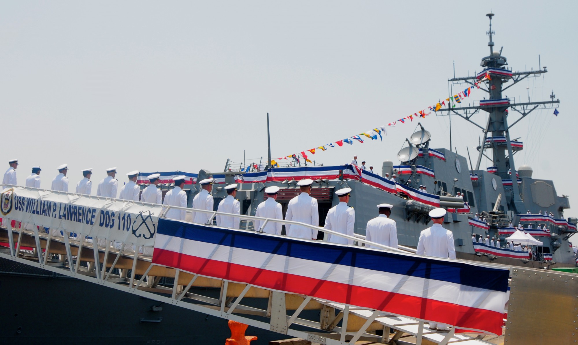 ddg-110 uss william p. lawrence arleigh burke class guided missile destroyer aegis us navy commissioning ceremony mobile alabama 2011 43