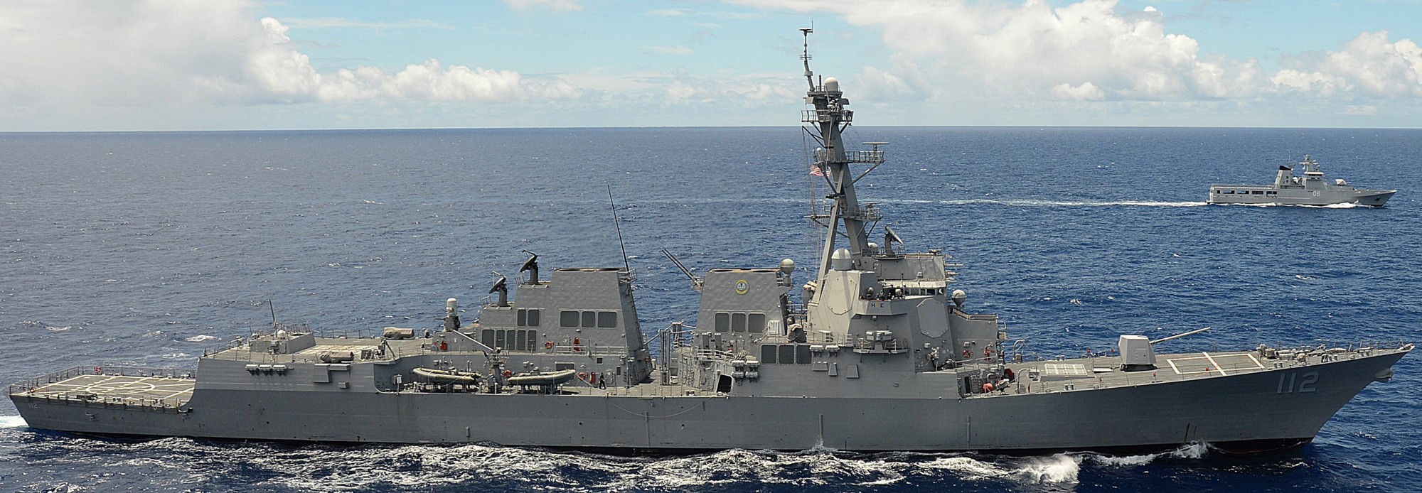 ddg-112 uss michael murphy arleigh burke class guided missile destroyer aegis us navy exercise rimpac 21