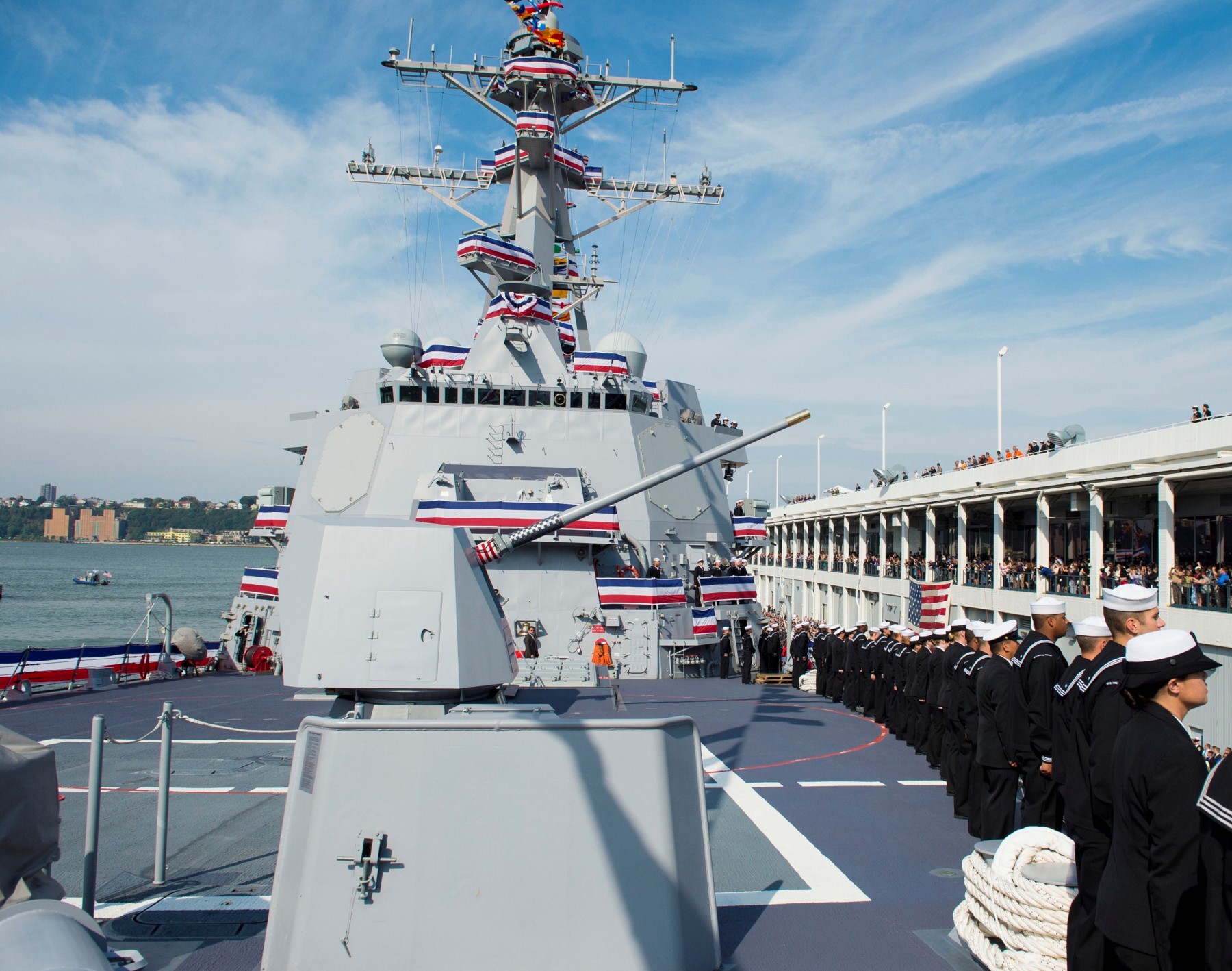 ddg-112 uss michael murphy arleigh burke class guided missile destroyer aegis us navy commissioning 2012 77p