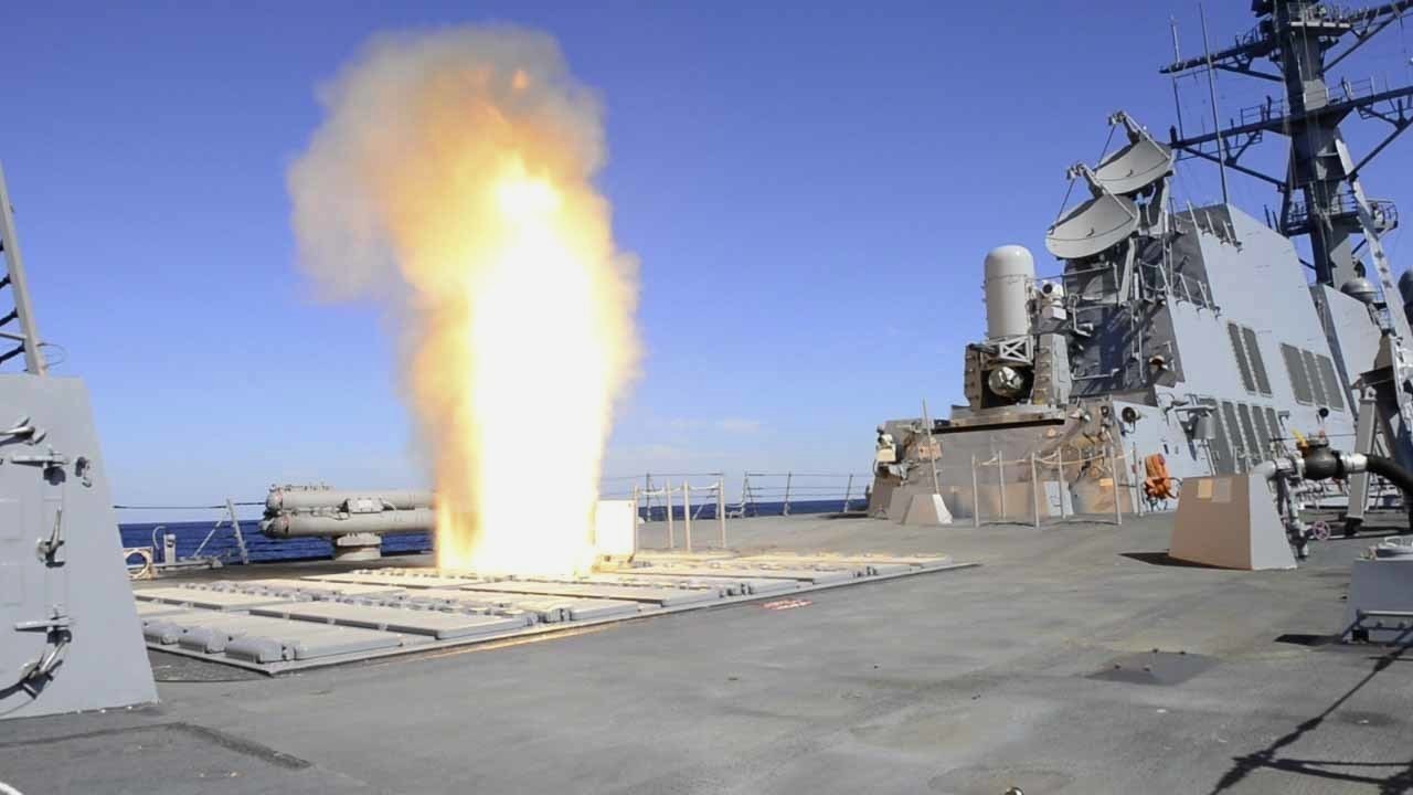 ddg-113 uss john finn arleigh burke class guided missile destroyer us navy aegis 07