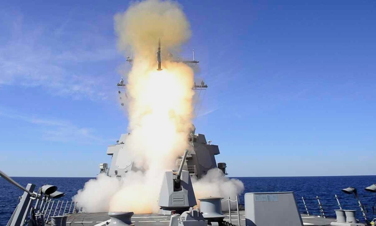 ddg-113 uss john finn arleigh burke class guided missile destroyer us navy aegis 09 standard sm-2mr rim-66 sam