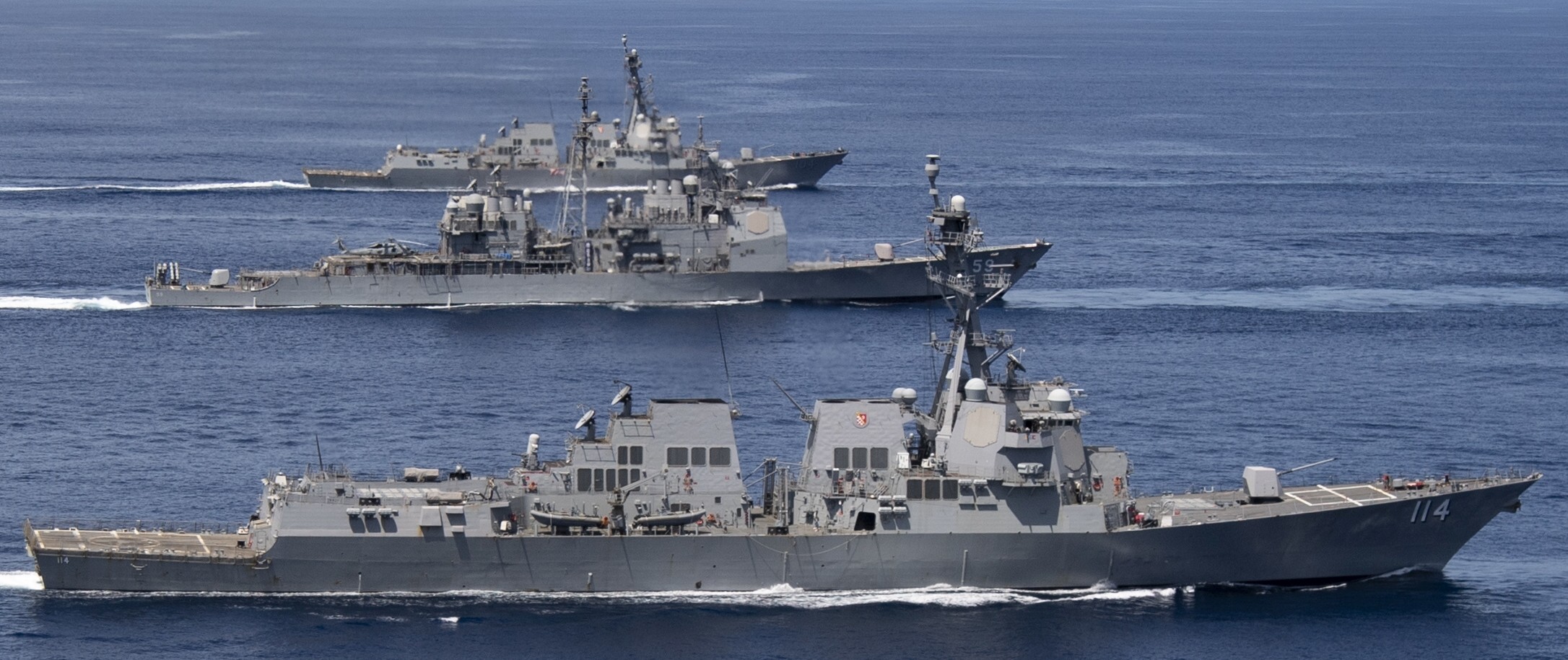 ddg-114 uss ralph johnson arleigh burke class guided missile destroyer us navy aegis 37 indian ocean