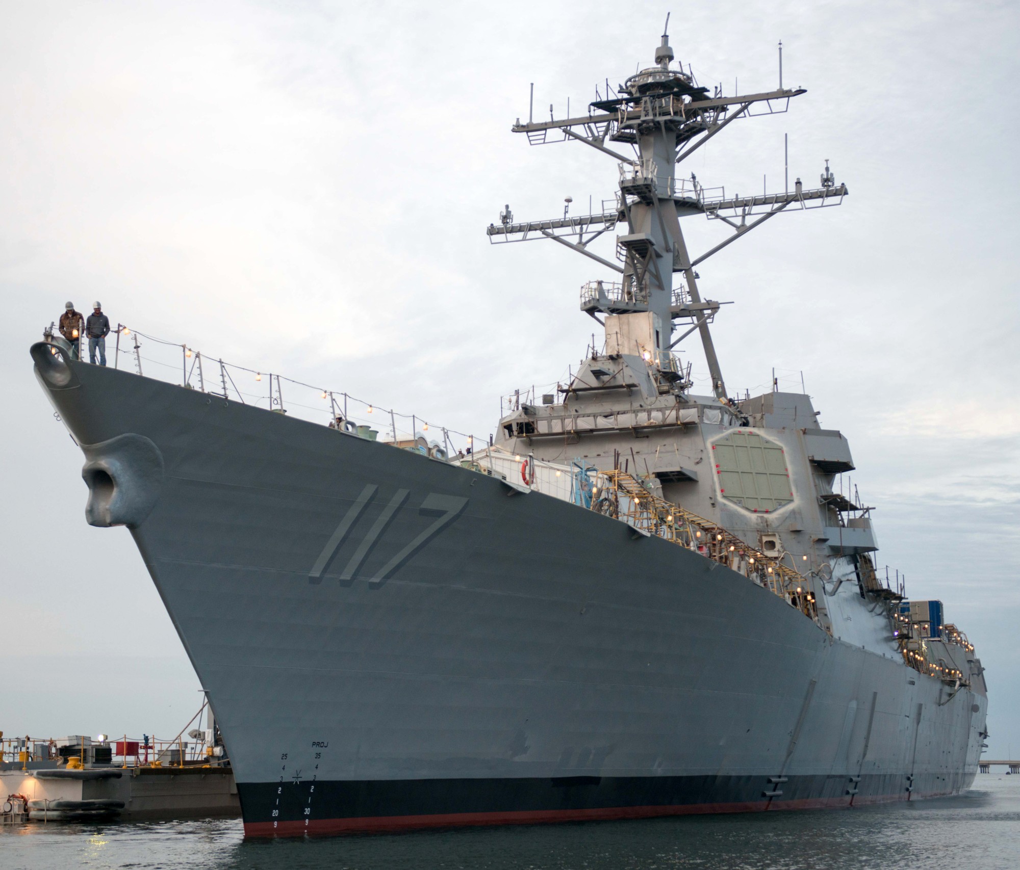 ddg-117 uss paul ignatius arleigh burke class guided missile destroyer us navy aegis 04 launching pascagoula