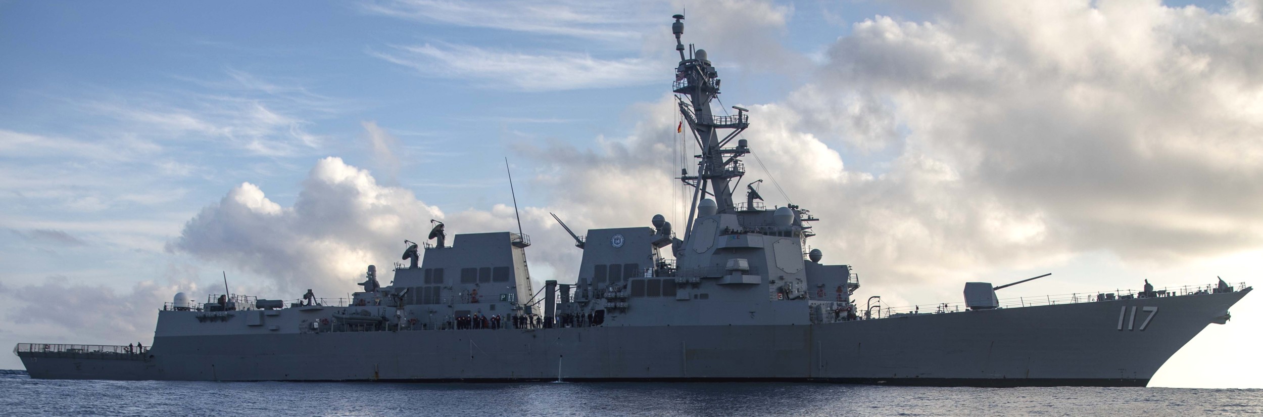 ddg-117 uss paul ignatius arleigh burke class guided missile destroyer us navy aegis 34