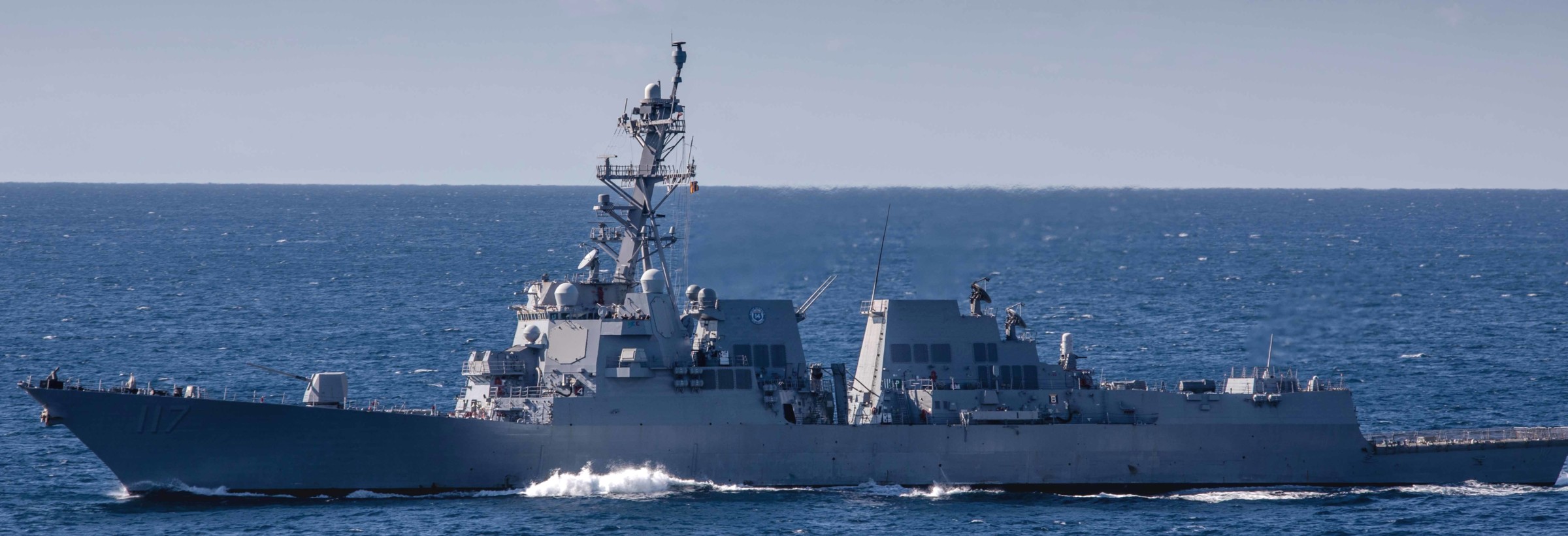 ddg-117 uss paul ignatius arleigh burke class guided missile destroyer us navy aegis 38