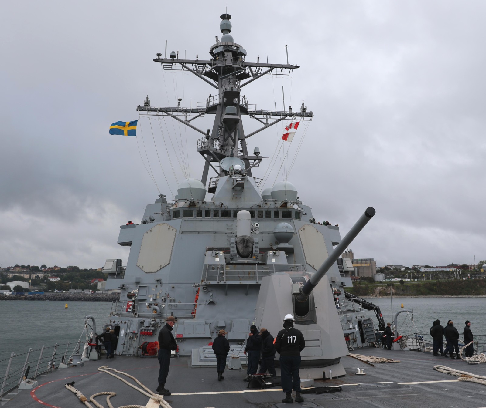 ddg-117 uss paul ignatius arleigh burke class guided missile destroyer aegis us navy visby gotland sweden 70