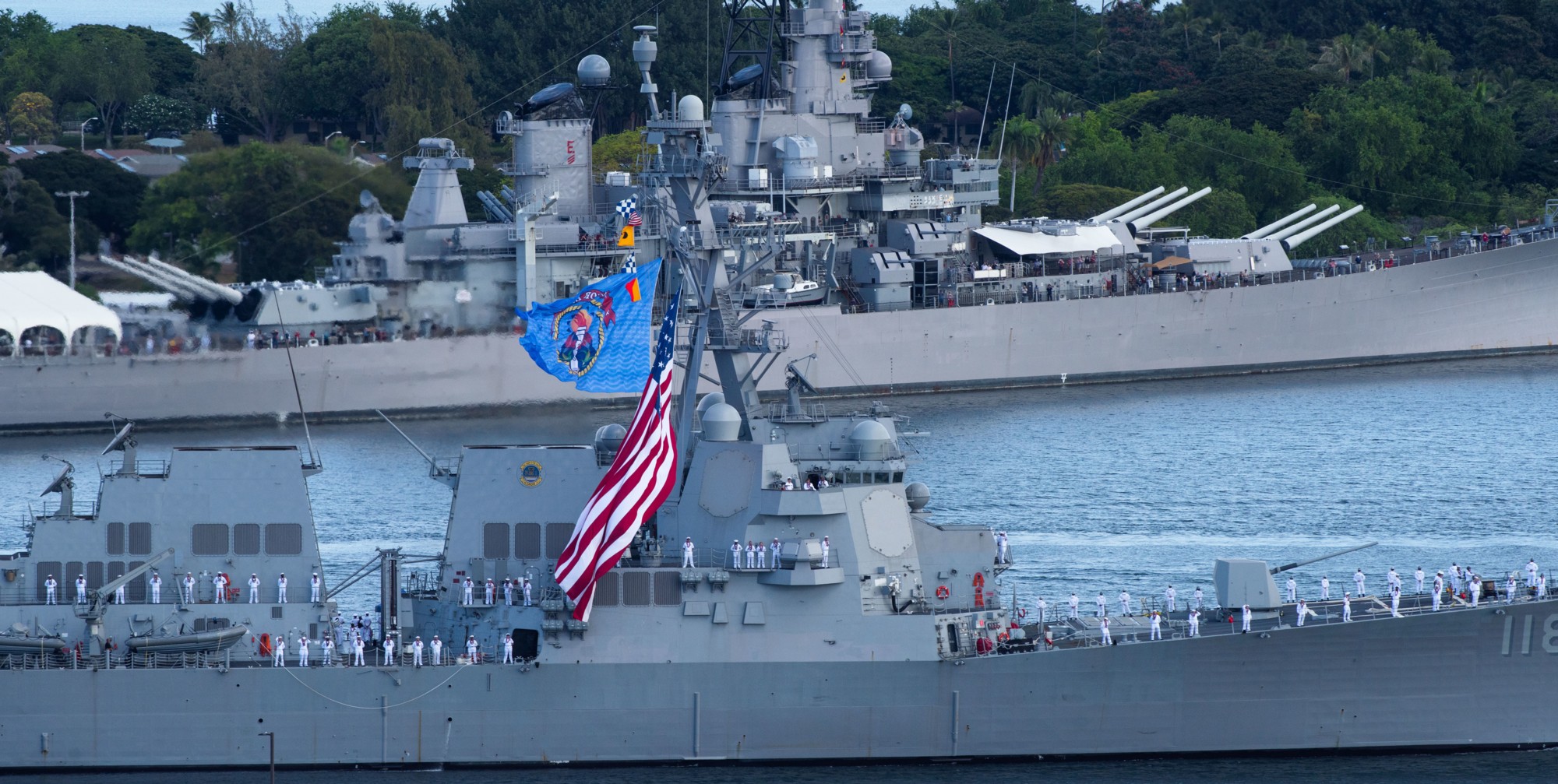 ddg-118 uss daniel inouye arleigh burke class guided missile destroyer us navy aegis bath gdbiw 19 pearl harbor hawaii