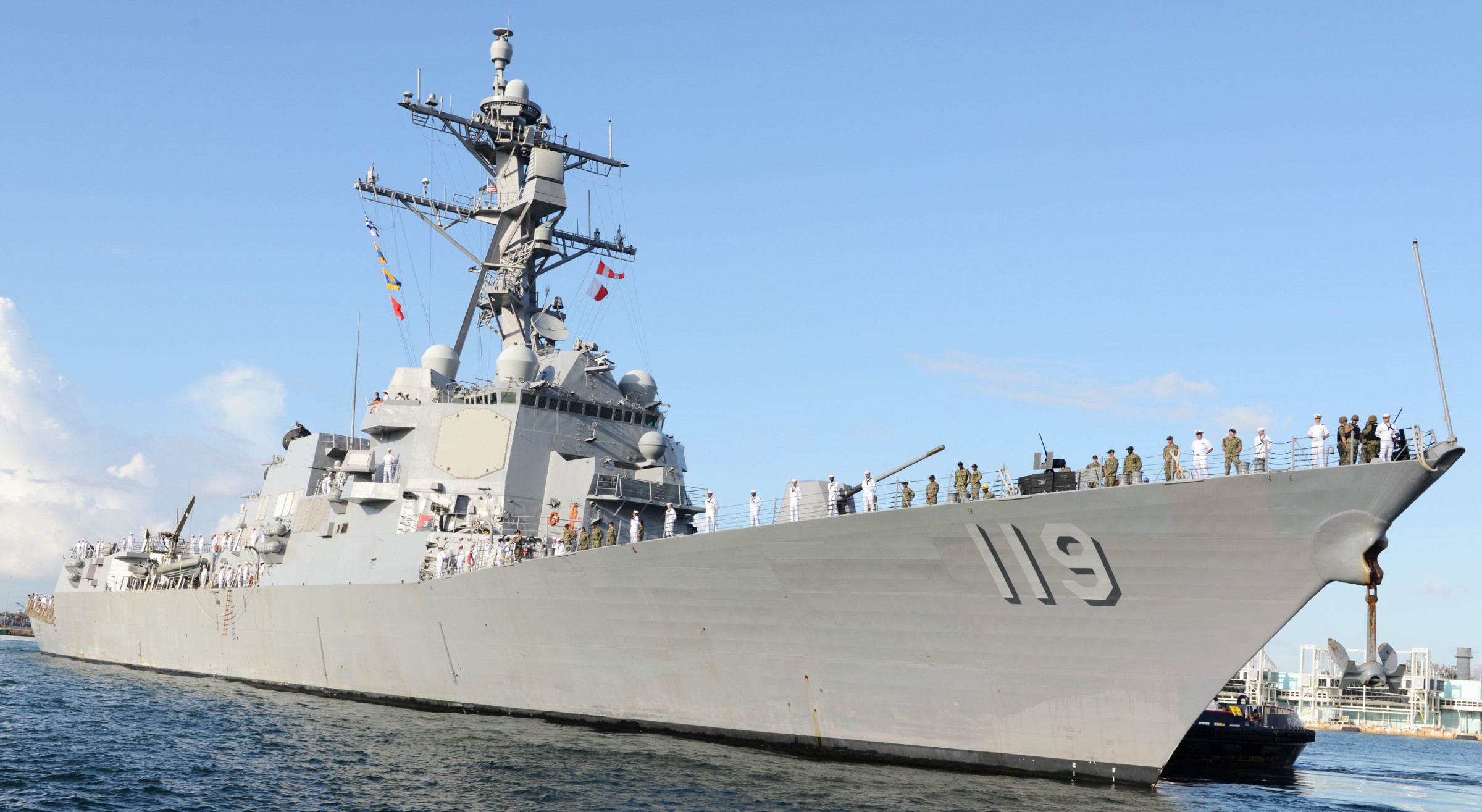 ddg-119 uss delbert d. black arleigh burke class guided missile destroyer us navy aegis 17 fleet week port everglades florida