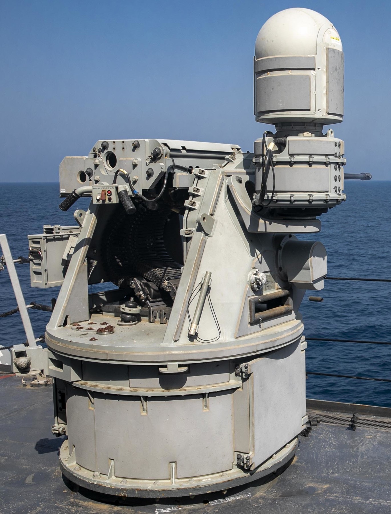 ddg-119 uss delbert d. black arleigh burke class guided missile destroyer aegis us navy mk.38 mod.2 machine gun system 26