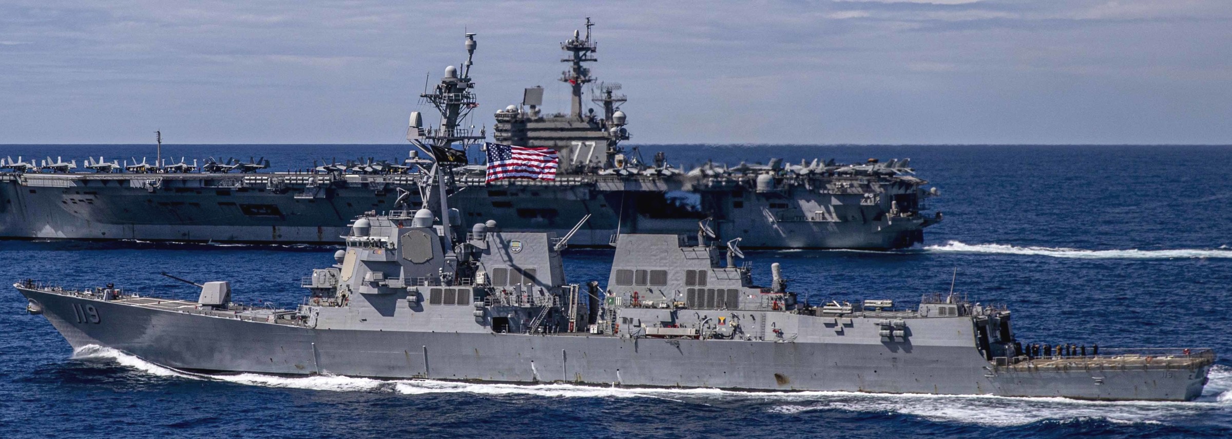 ddg-119 uss delbert d. black arleigh burke class guided missile destroyer aegis us navy uss george h. w. bush cvn-77 28