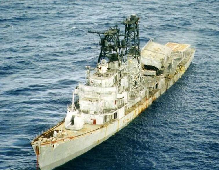 DDG-34 USS Somers sinkex rimpac 1998