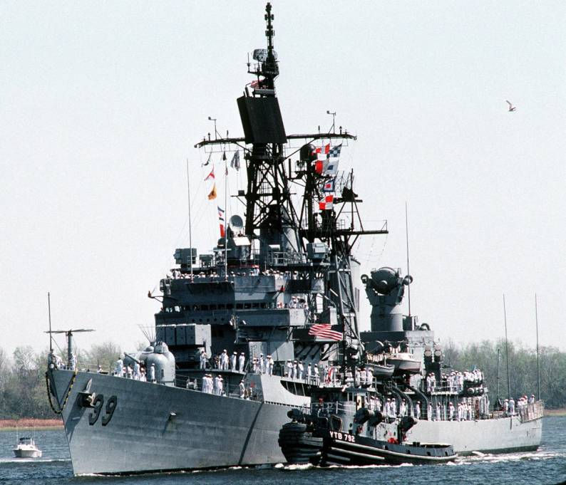 DDG-39 USS Macdonough