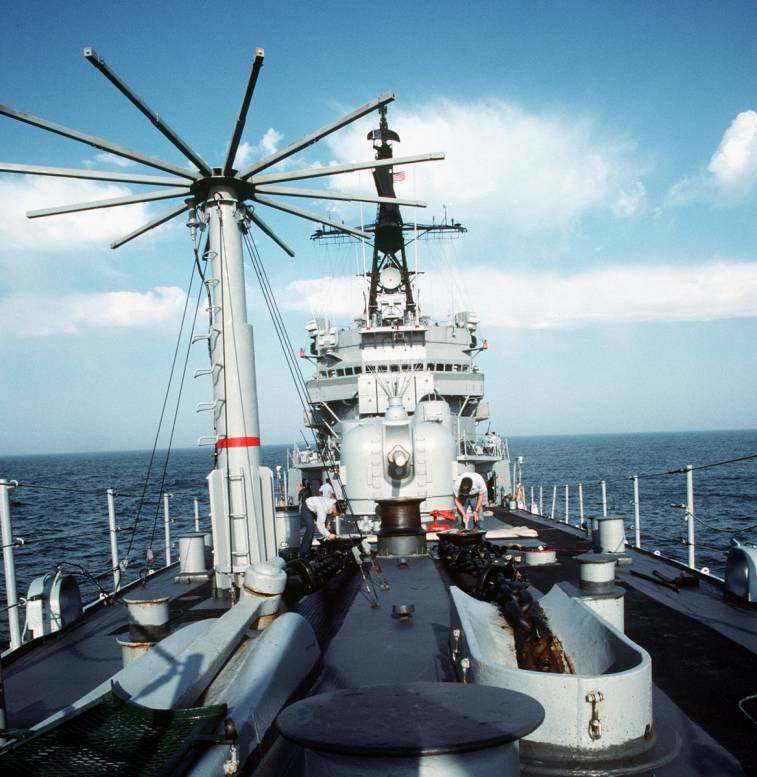 DDG-39 USS Macdonough