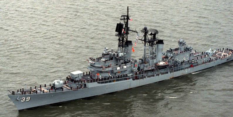 DDG-39 USS Macdonough