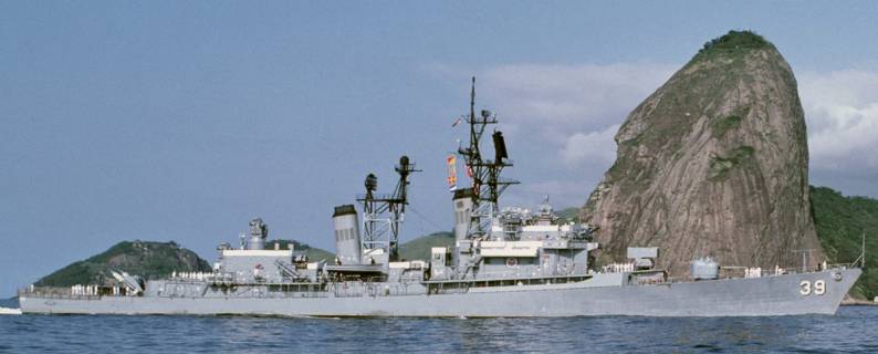 DDG-39 USS Macdonough