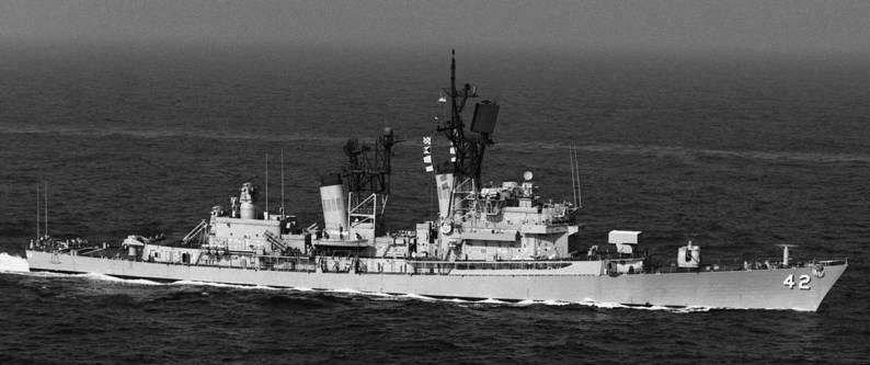 DDG-42 USS Mahan