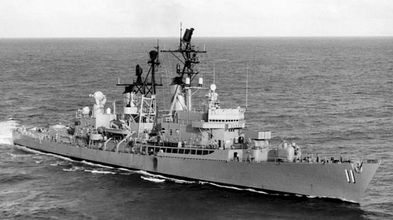 DLG-11 USS Mahan
