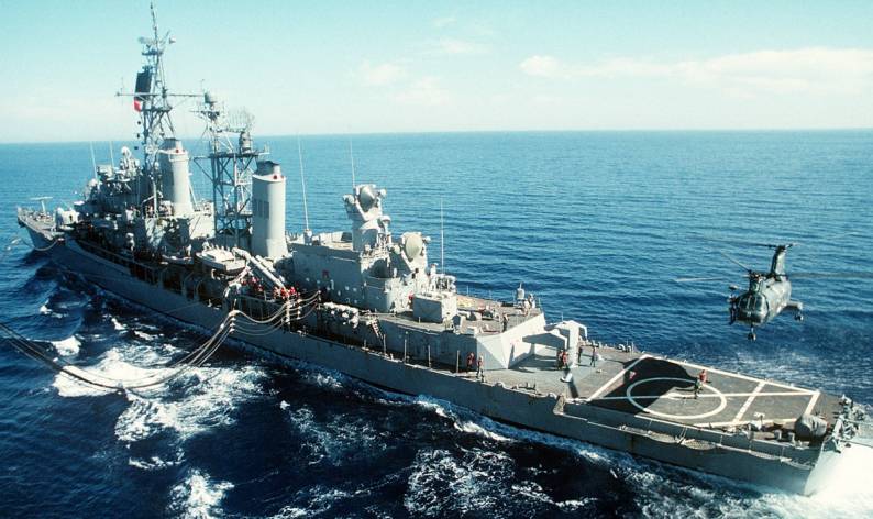 DDG-44 USS William V. Pratt