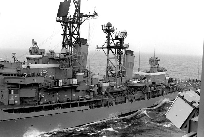 DDG-44 USS William V. Pratt