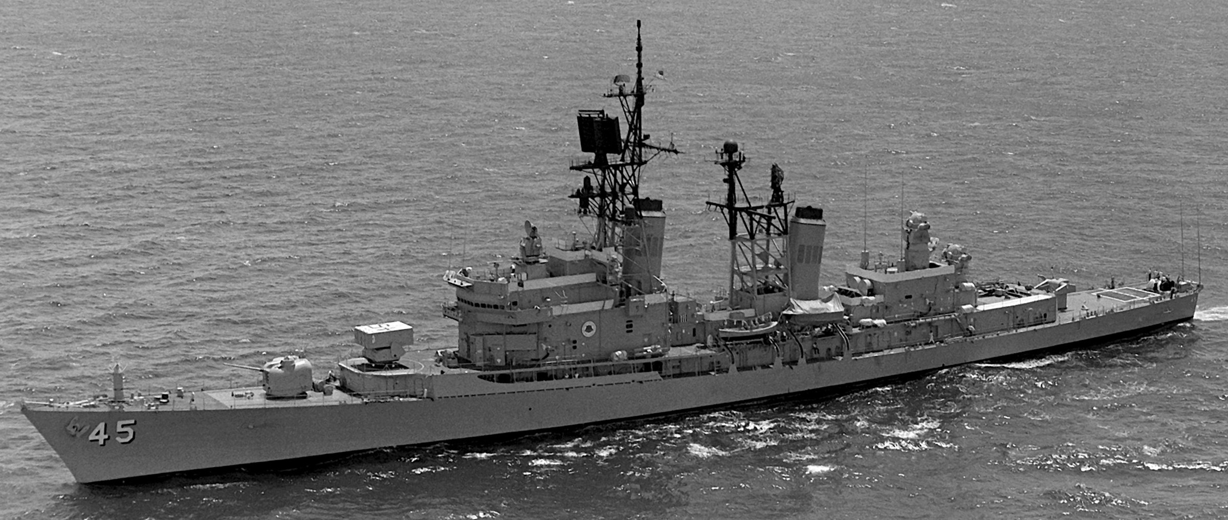 ddg-45 uss dewey farragut class destroyer us navy 1979 04 exercise unitas xx