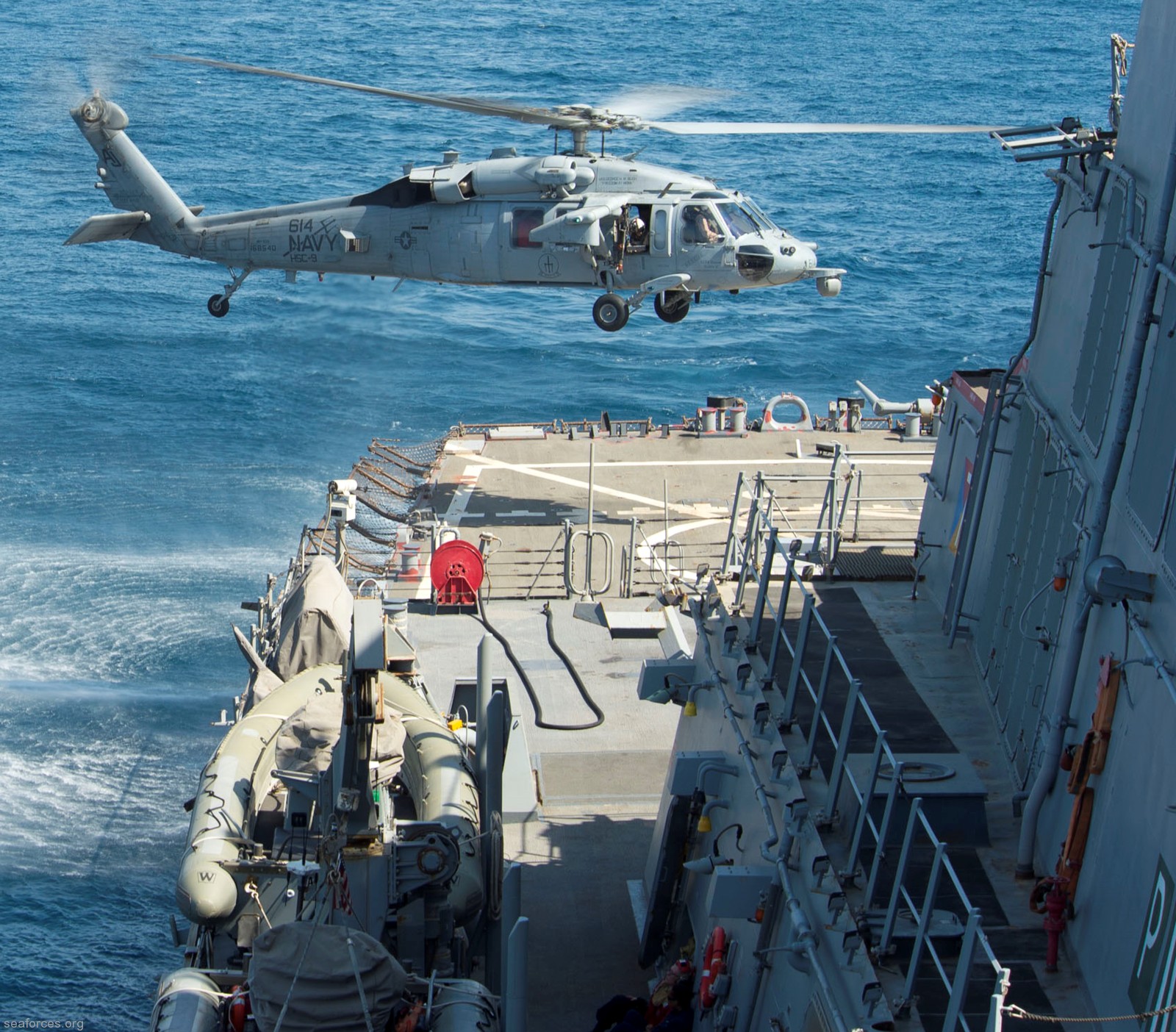 ddg-51 uss arleigh burke destroyer us navy 28