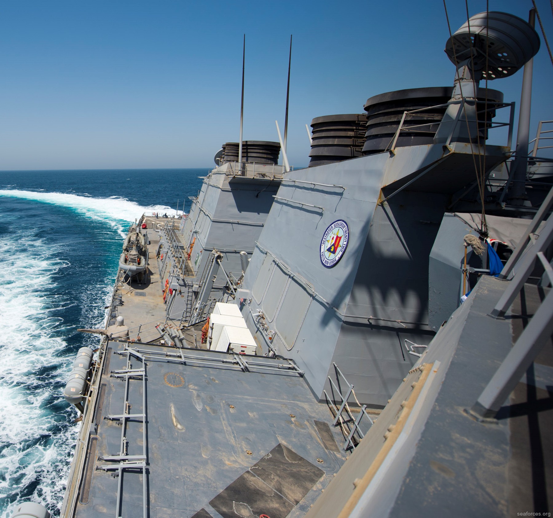 ddg-51 uss arleigh burke guided missile destroyer us navy 32