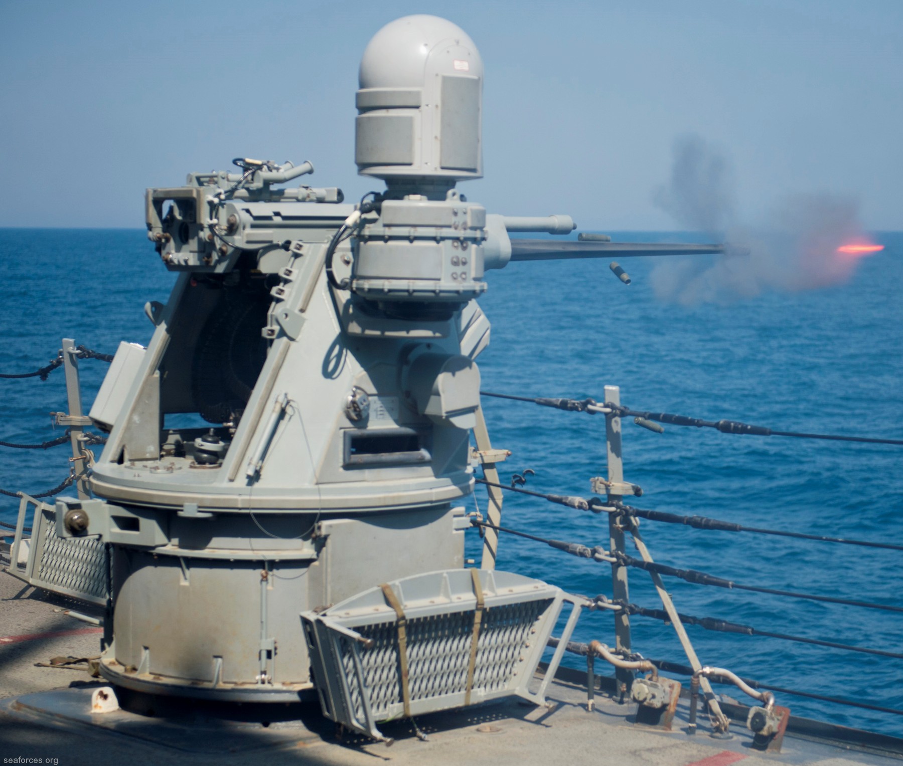 ddg-51 uss arleigh burke destroyer us navy 36 mk-38 mgs
