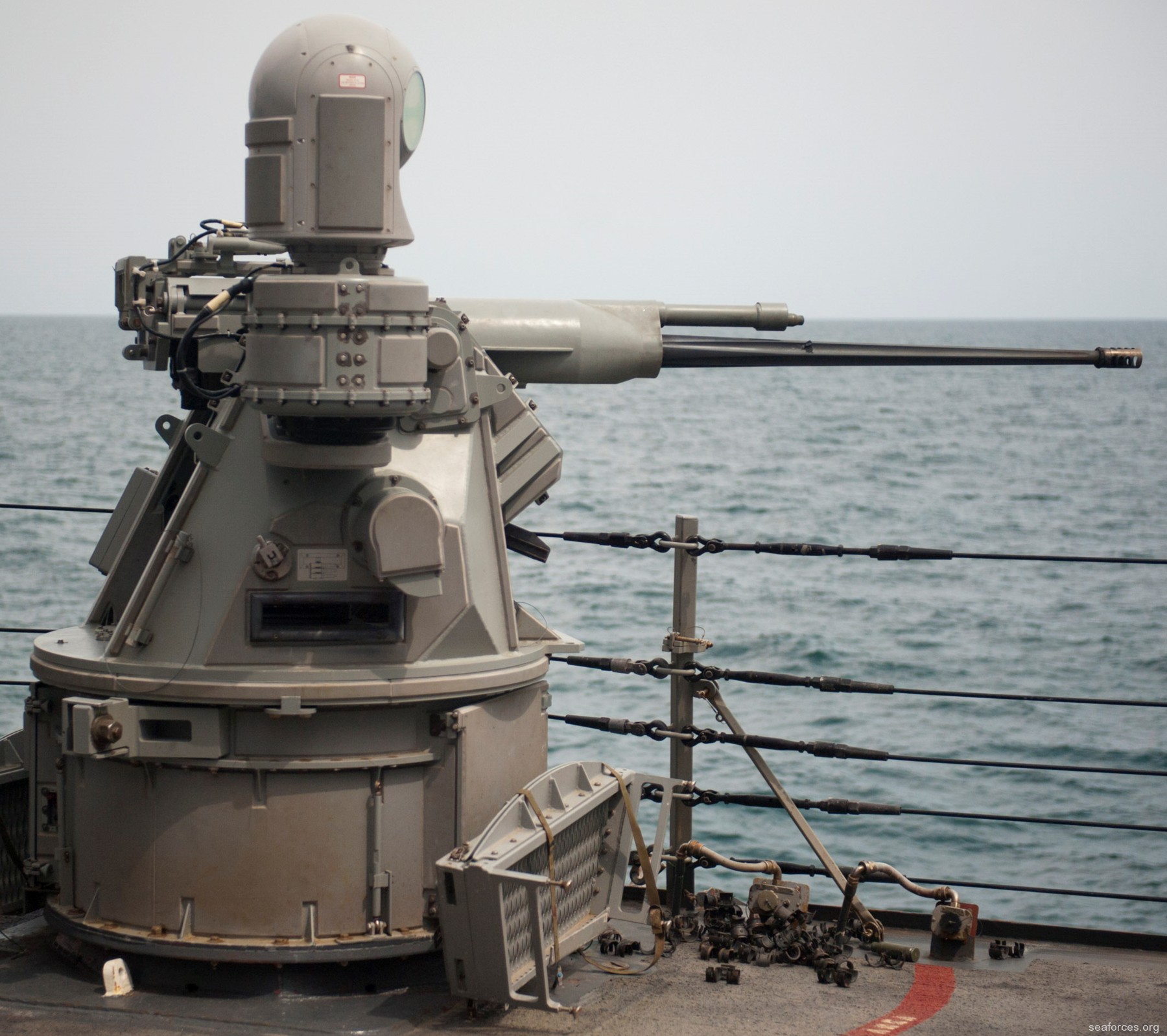 ddg-51 uss arleigh burke destroyer us navy 40 mk-38 machine gun system