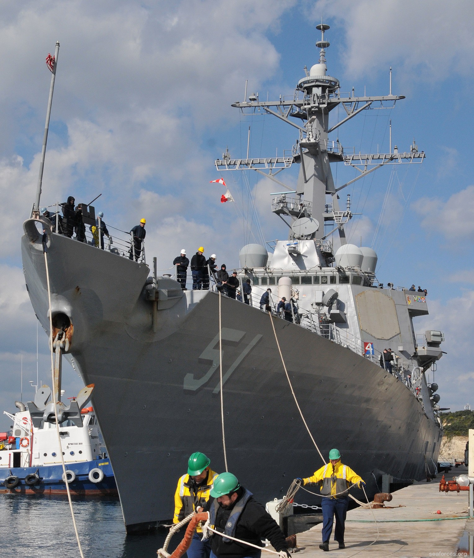 ddg-51 uss arleigh burke destroyer us navy 48 souda bay crete greece