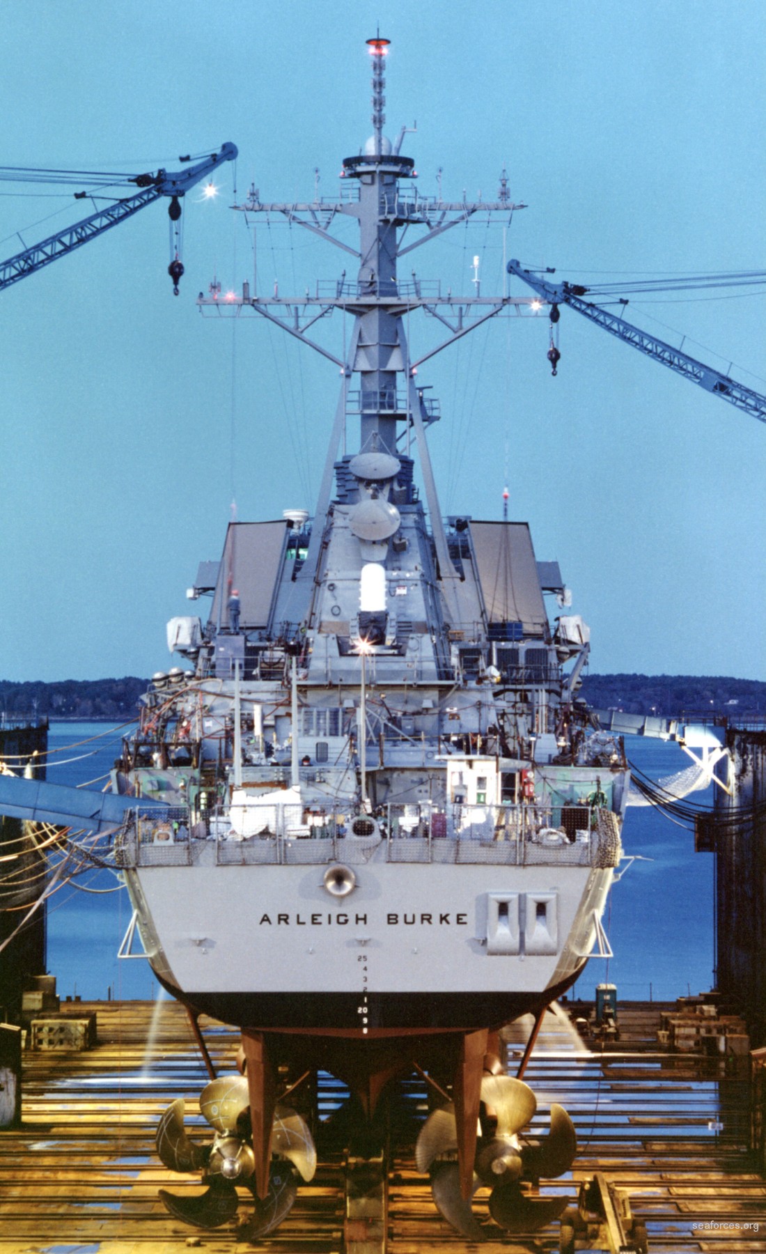 ddg-51 uss arleigh burke destroyer us navy 78 bath iron works