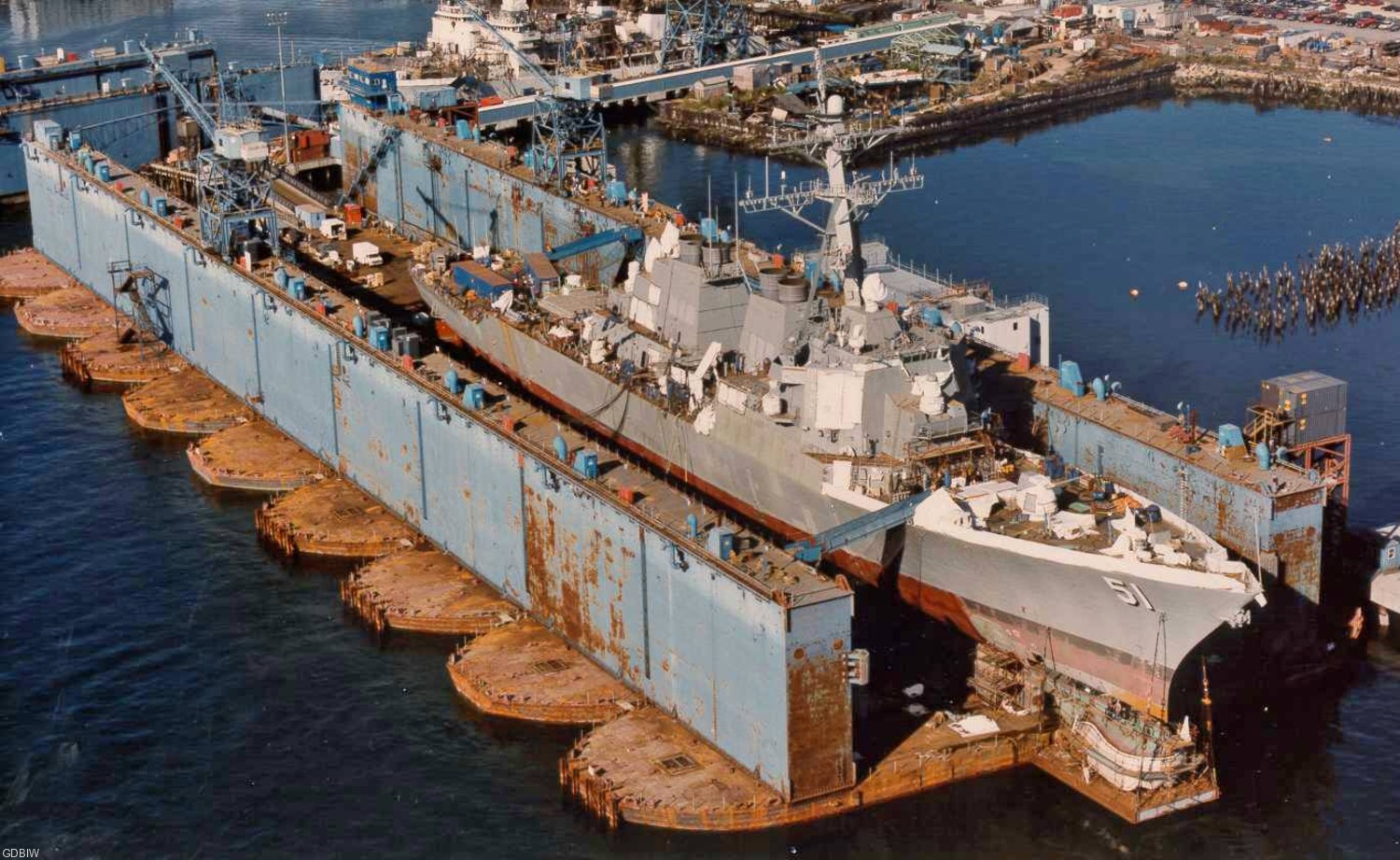 uss arleigh burke ddg-51 geeral dynamics bath iron works maine 106