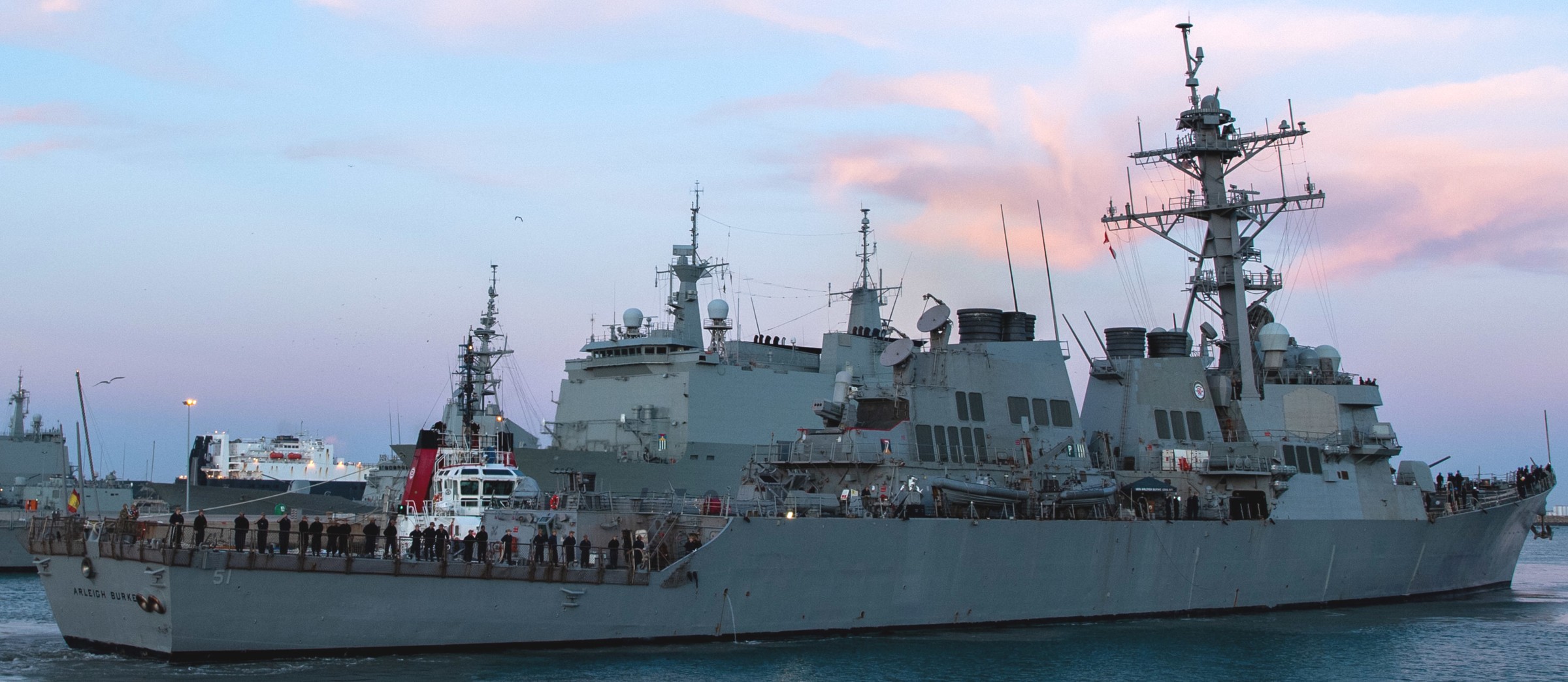 uss arleigh burke ddg-51 guided missile destroyer aegis returning rota april 2022