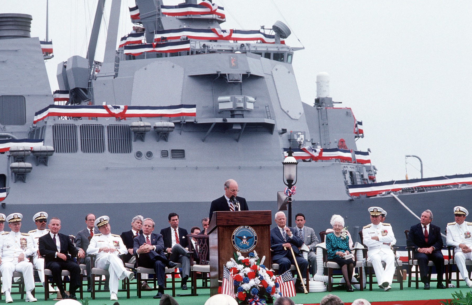 uss arleigh burke ddg-51 destroyer aegis commissioning ceremony norfolk july 1991