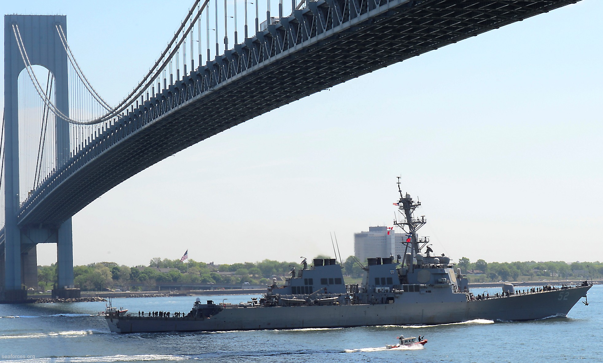 ddg-52 uss barry guided missile destroyer us navy 26 new york
