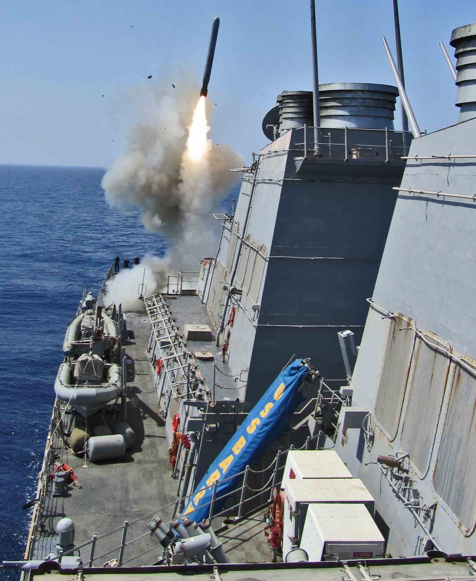 ddg-52 uss barry guided missile destroyer us navy 59 bgm-109 tomahawk tlam missile