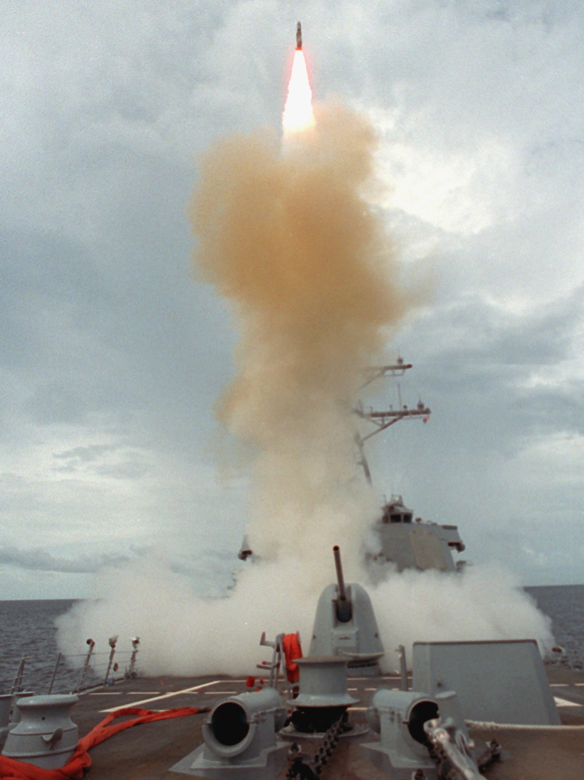 ddg-52 uss barry guided missile destroyer us navy 82 standard missile sm-2mr mk-41 vls
