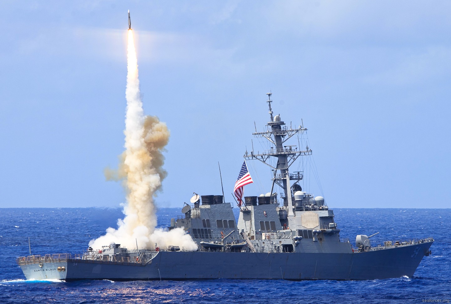 ddg-54 uss curtis wilbur destroyer us navy 27 rim-66 standard missile sm-2mr mk-41 vls