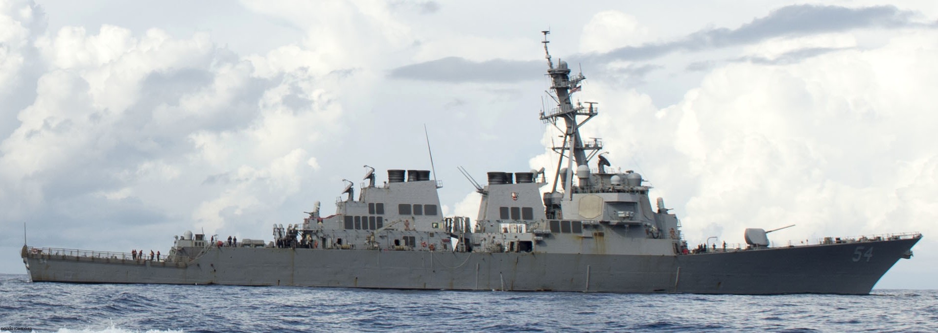 ddg-54 uss curtis wilbur destroyer us navy 125 south china sea