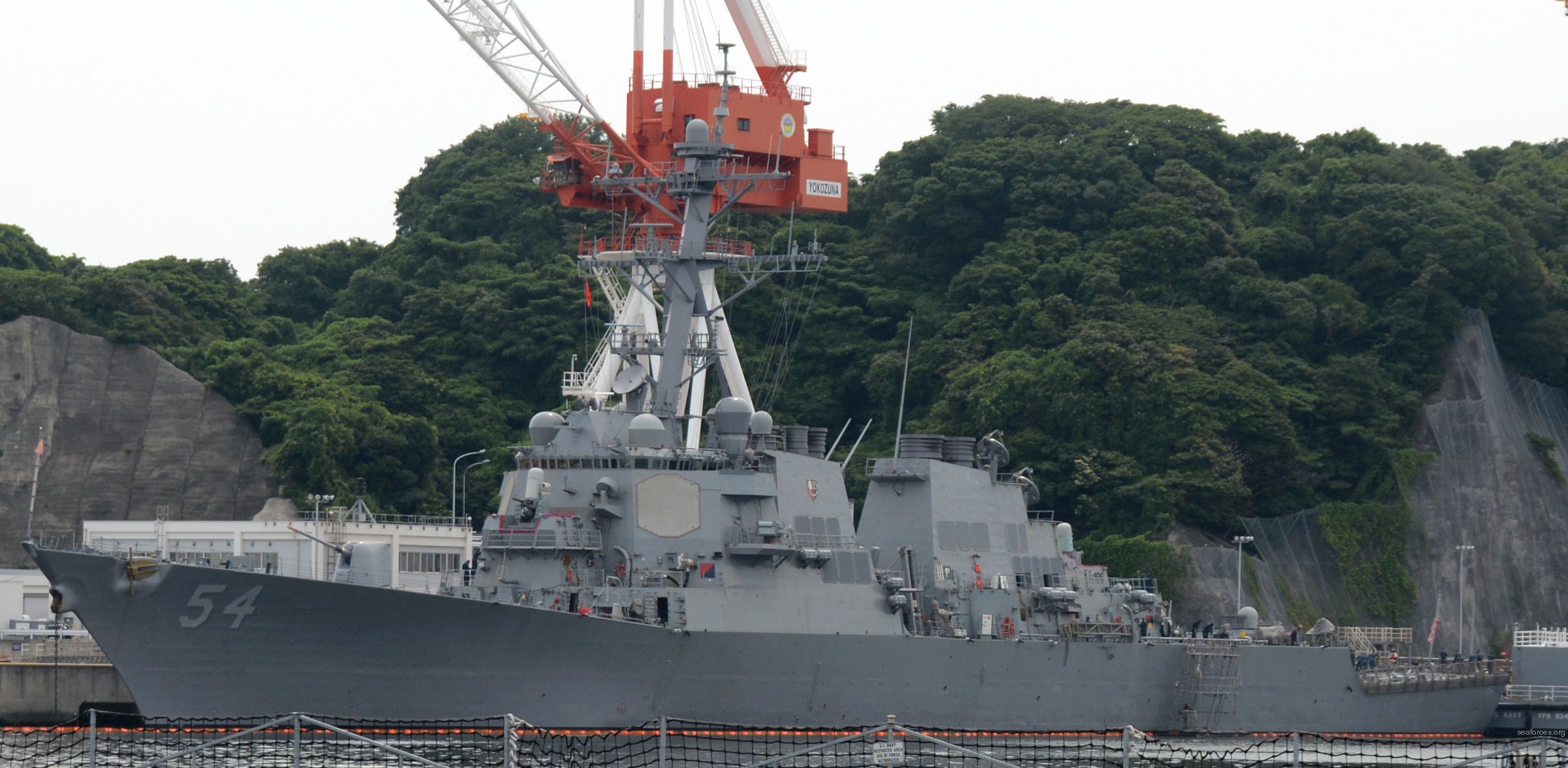 ddg-54 uss curtis wilbur destroyer us navy 131 yokosuka japan