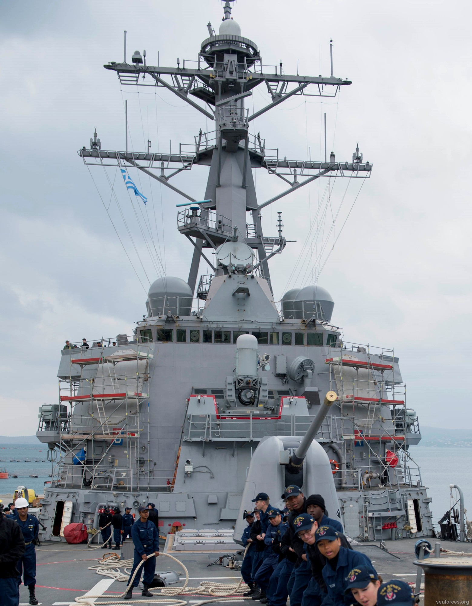 ddg-55 uss stout guided missile destroyer us navy 54 souda bay greece
