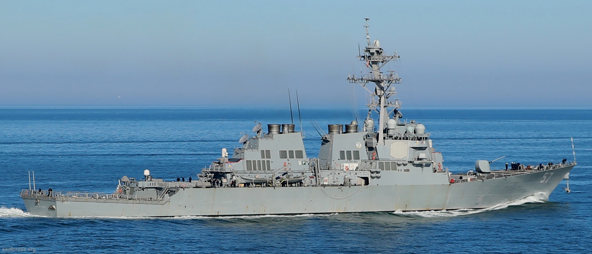 ddg-57 uss mitscher guided missile destroyer us navy 11