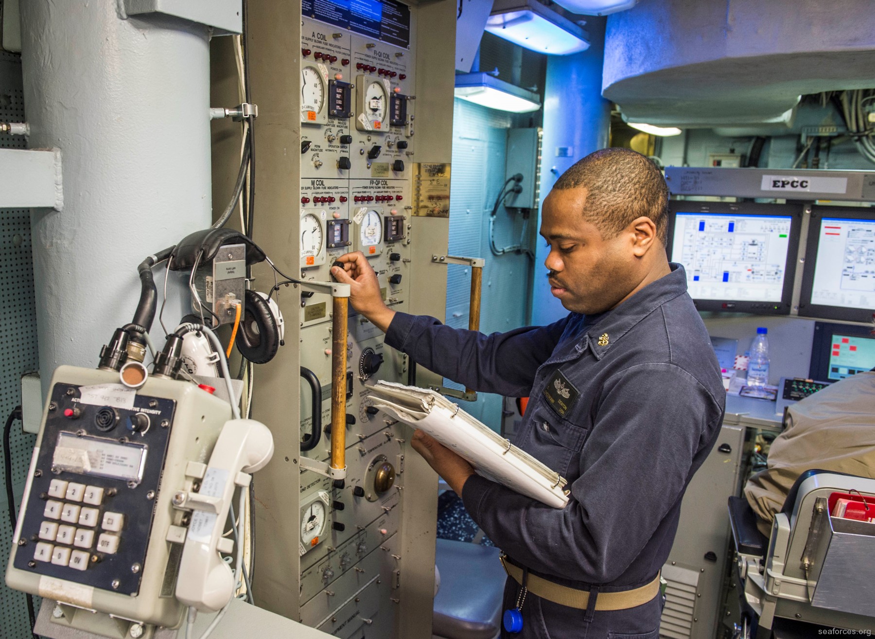 ddg-58 uss laboon guided missile destroyer us navy 24