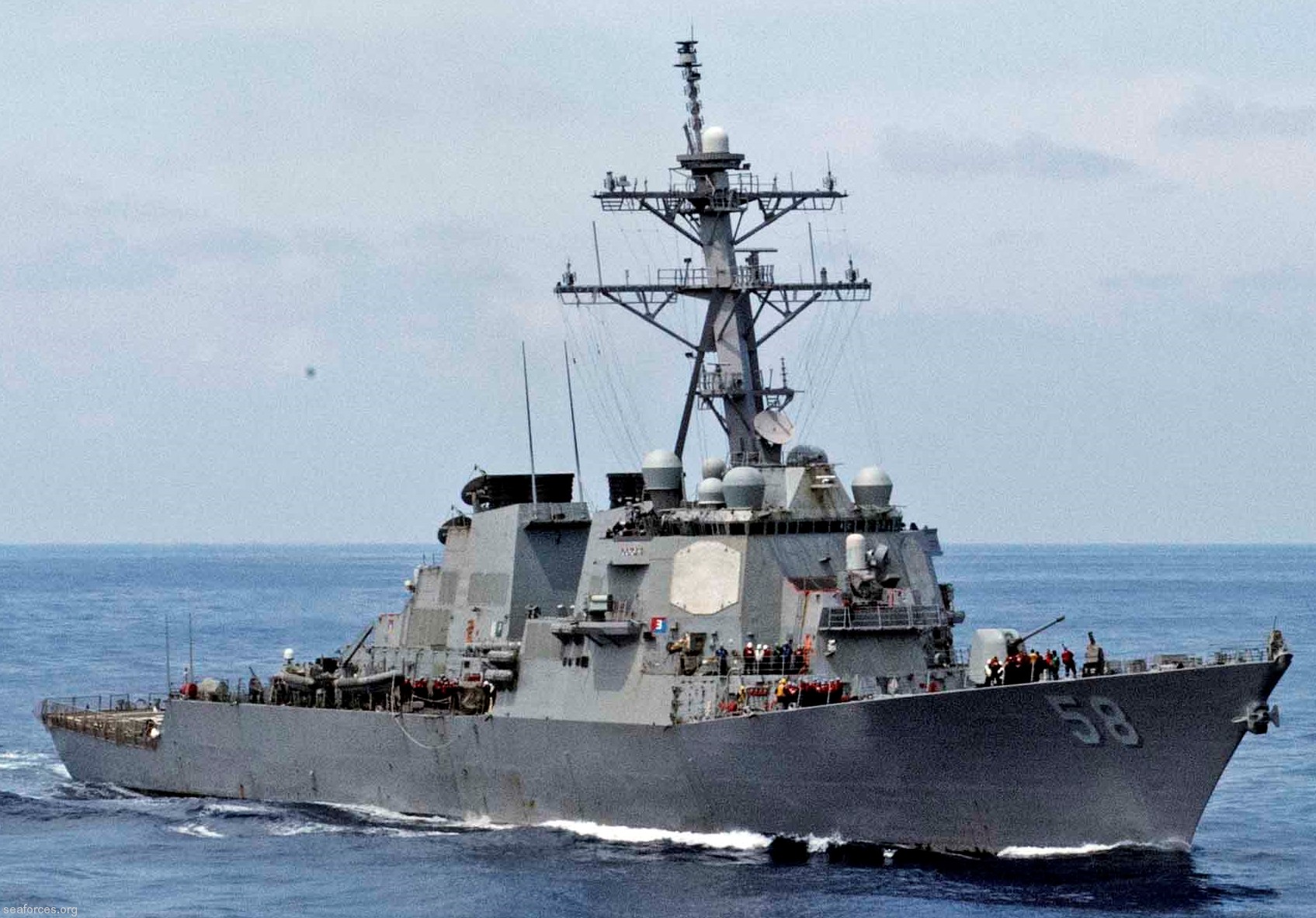 ddg-58 uss laboon guided missile destroyer us navy 29 5th fleet aor
