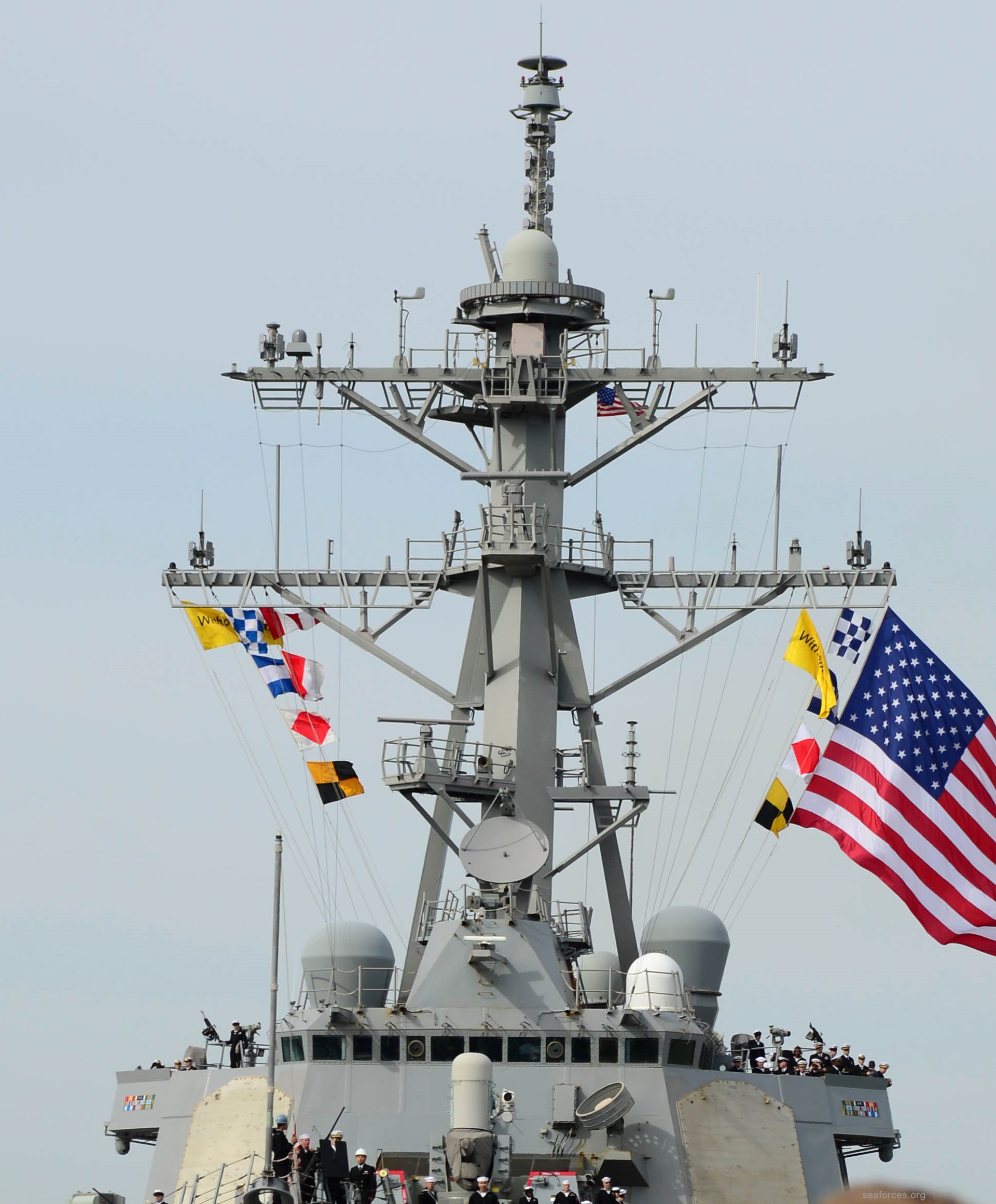 ddg-58 uss laboon guided missile destroyer us navy 43 main mast