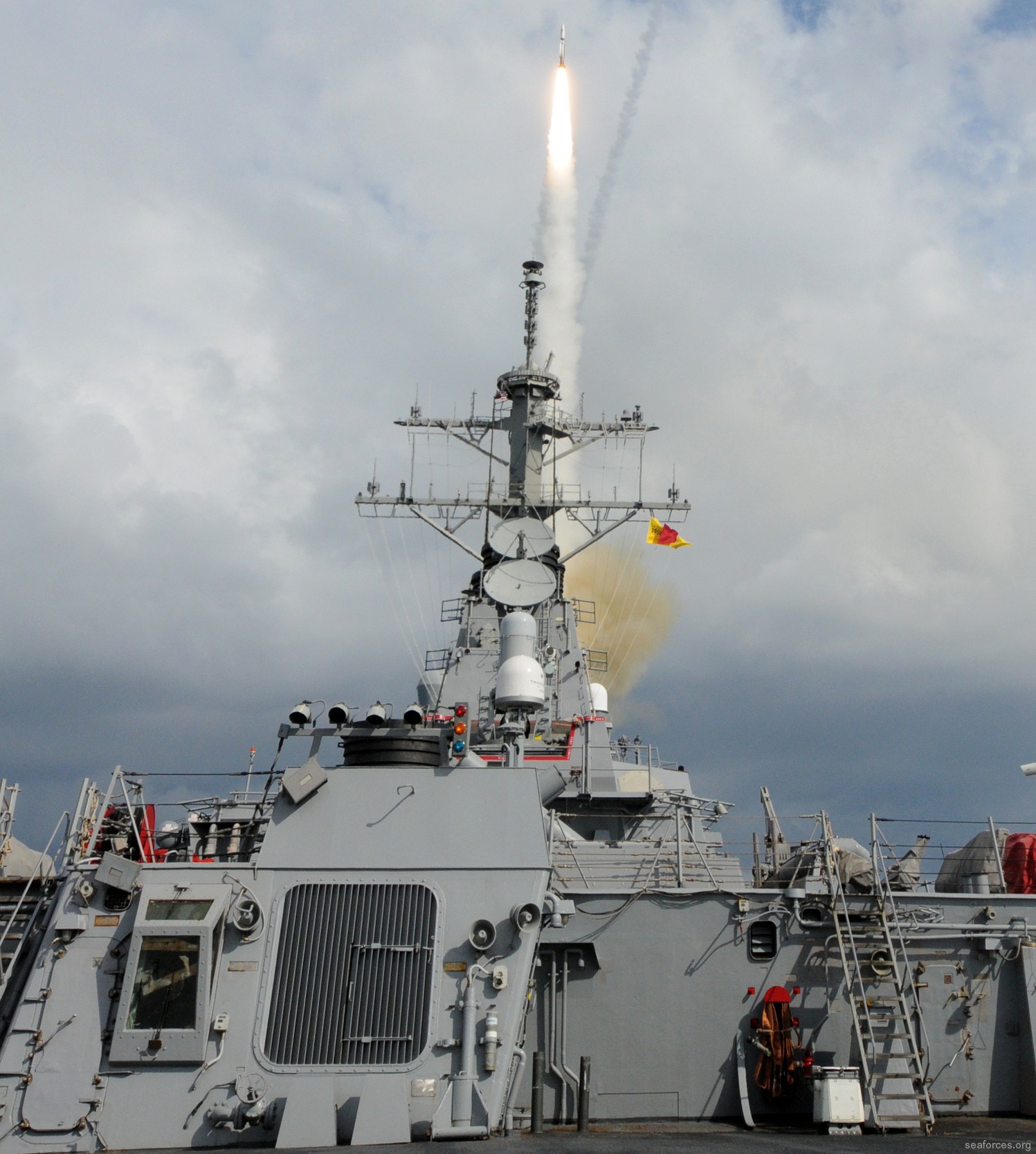 ddg-58 uss laboon guided missile destroyer us navy 50 standard missile sm-2mr mk-41 vls