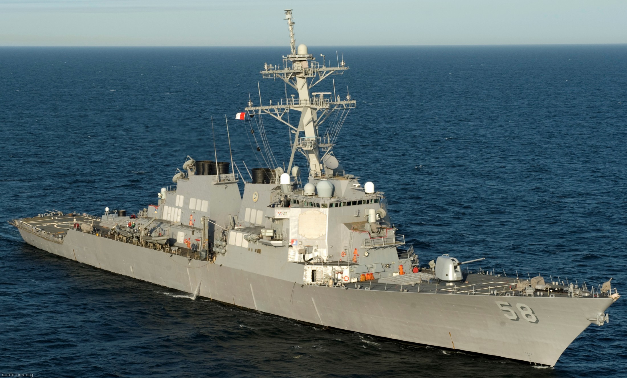 uss laboon ddg-58 arleigh burke class guided missile destroyer us navy bath iron works maine