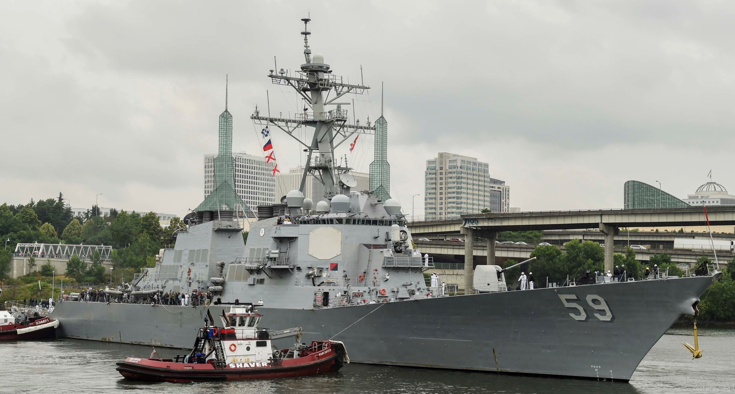 ddg-59 uss russell guided missile destroyer us navy 06 portland oregon